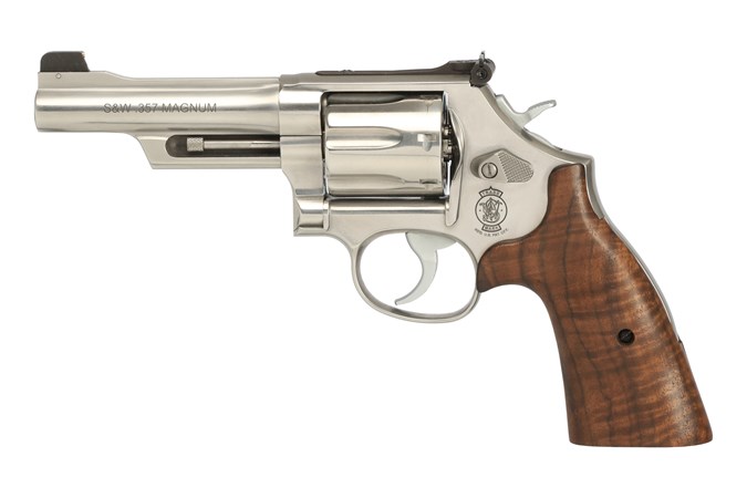 SMITH & WESSON Model 686 Plus Mountain Gun 357 Magnum 4.13" 7rd - Stainless & TWG Walnut